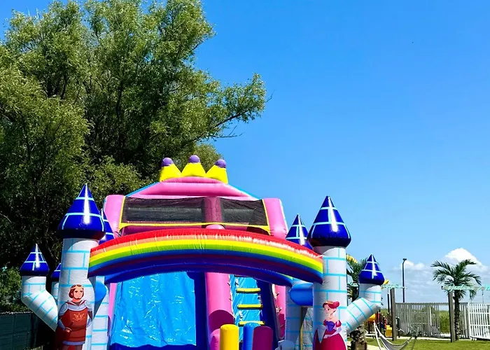 Destino Деревянный коттедж *